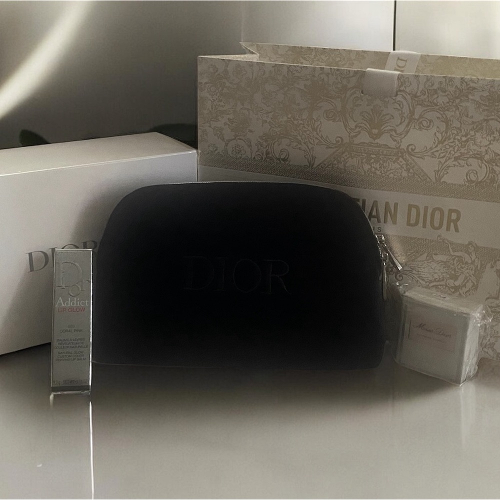 Dior Black Cosmetic Pouch Gift Set